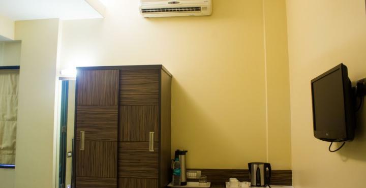 Centurion Inn Pune Esterno foto